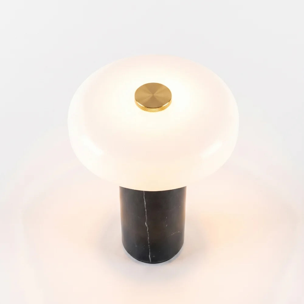 Lámpara de mesa LED en mármol Nova