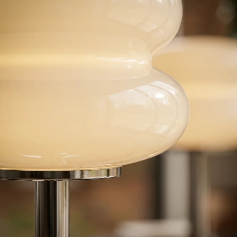 lámpara / lámpara cálida / lámpara luz fría / lámpara luz cálida / lámpara moderna / lámpara inteligente / lámpara metálica / lámpara de vidrio / lámpara cálida de calidad / lámpara resistente /lámpara con luz baja / lámpara con luz alta / lámpara luz tenue / lámpara luz amarilla / lámpara luz blanca / lámpara de living / lámpara de comedor / lámpara de pie / lámpara alta / lámpara de mesa / lámpara para rack / lámpara de hongo / lámpara naranja / lámpara minimalista / lámpara para escritorio / lámpara para