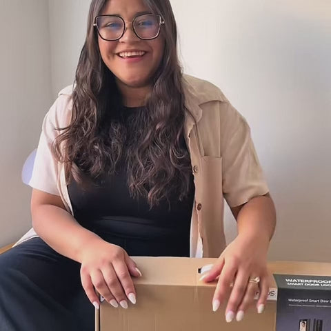 Cerradura inteligente / cerradura panel touch / cerradura lector de huella / cerradura bloqueo automático / cerradura con batería / cerradura plateada / cerradura gris / cerradura con wifi / cerradura con tarjeta de proximidad / cerradura con cámara / cerradura con sensor de movimiento / cerradura con reconocimiento facial 3D / cerradura / cerradura negra / cerradura con llaves / cerradura premium / cerradura anti agua / cerradura con bloqueo manual